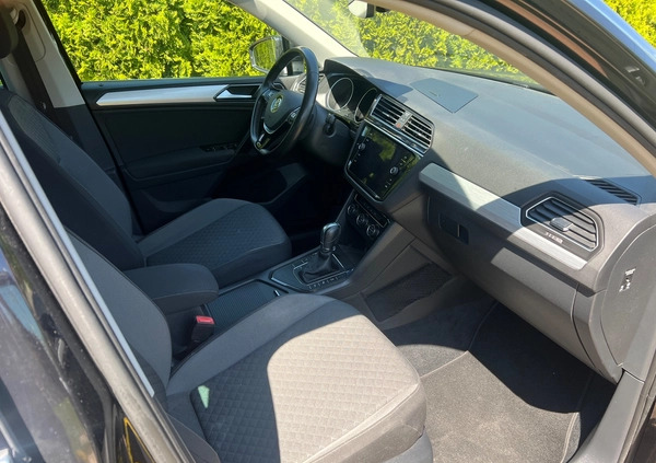 Volkswagen Tiguan cena 82500 przebieg: 152734, rok produkcji 2017 z Jastrzębie-Zdrój małe 704